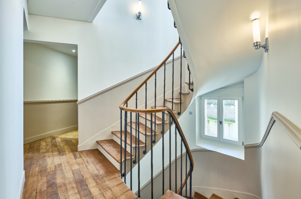 71 Rue du Poteau – Local